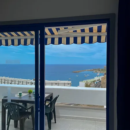 The Mayfair Village Apto 305 Apartament *