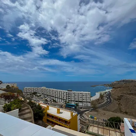 The Mayfair Village Apto 305 Apartament